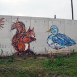 Fresque d'un écureuil et d'un canard